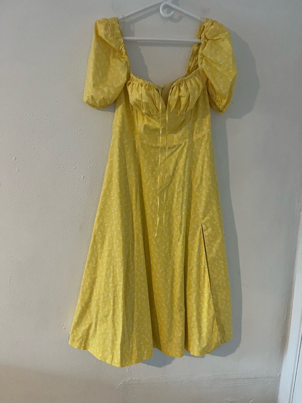 House of CB Yellow Puff-Sleeve Midi Dress
